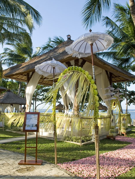 hotel the laguna